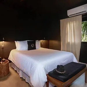 Boutique & Beach Club 2* Tulum